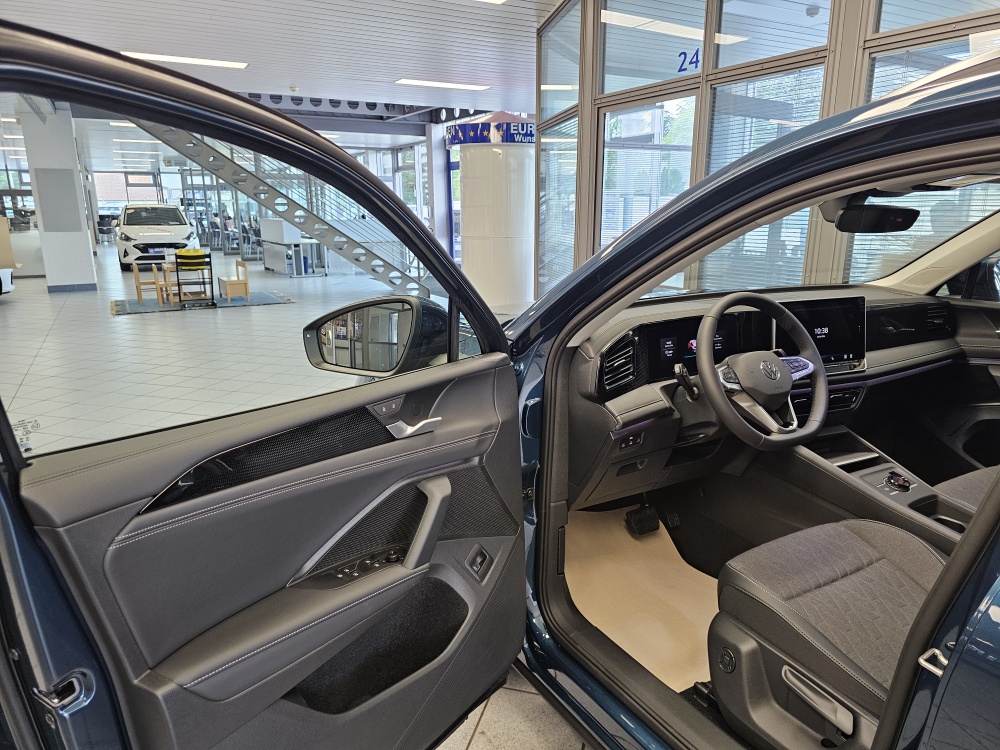 VW Tiguan bei Hoffmann Automobile in Wolfsburg kaufen und sofort mitnehmen - Bild 26