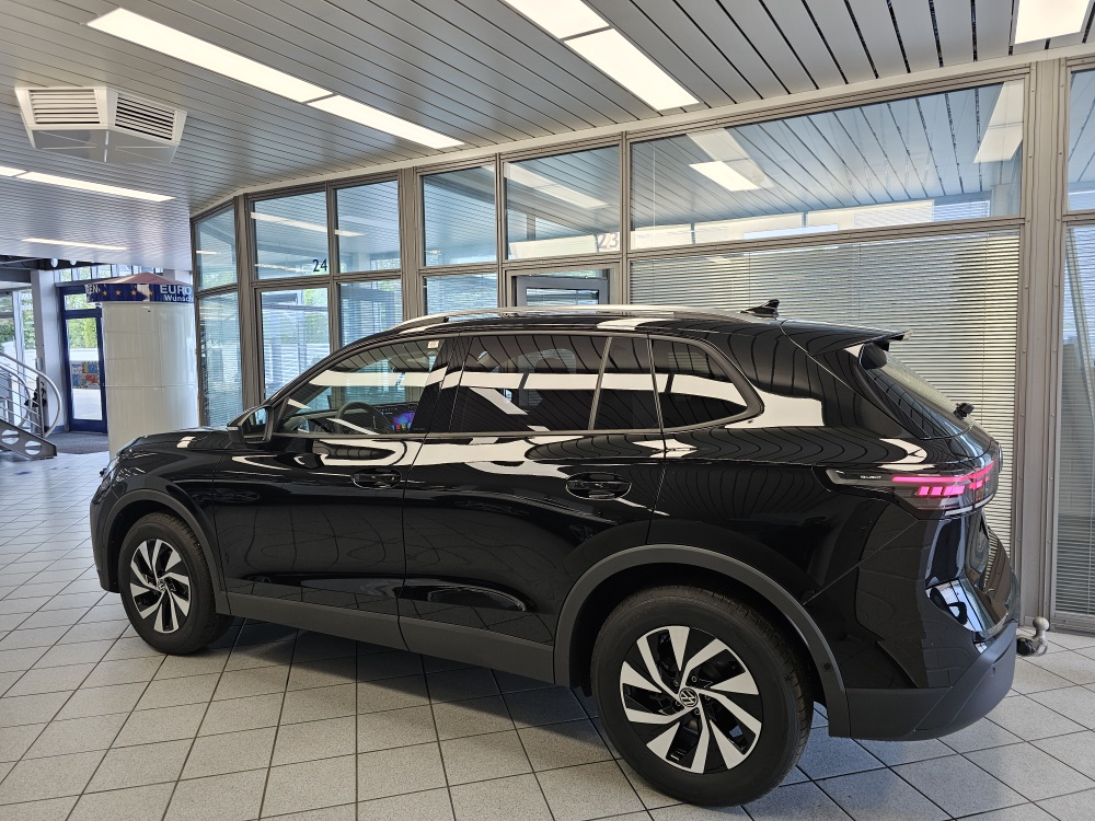 VW Tiguan bei Hoffmann Automobile in Wolfsburg kaufen und sofort mitnehmen - Bild 27