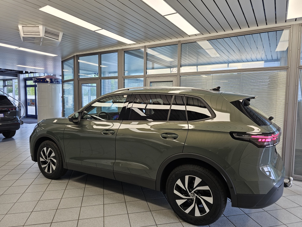 VW Tiguan bei Hoffmann Automobile in Wolfsburg kaufen und sofort mitnehmen - Bild 28