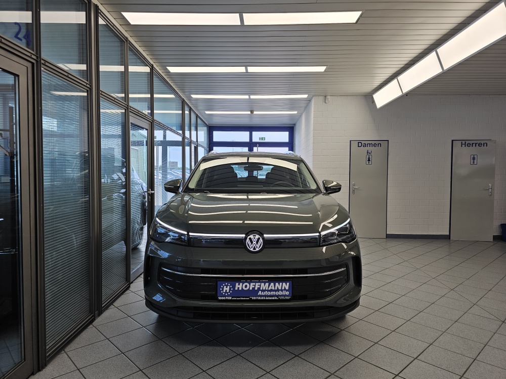 VW Tiguan bei Hoffmann Automobile in Wolfsburg kaufen und sofort mitnehmen - Bild 30
