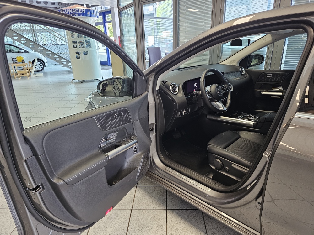 Mercedes-Benz B 180  bei Hoffmann Automobile in Wolfsburg kaufen und sofort mitnehmen - Bild 13