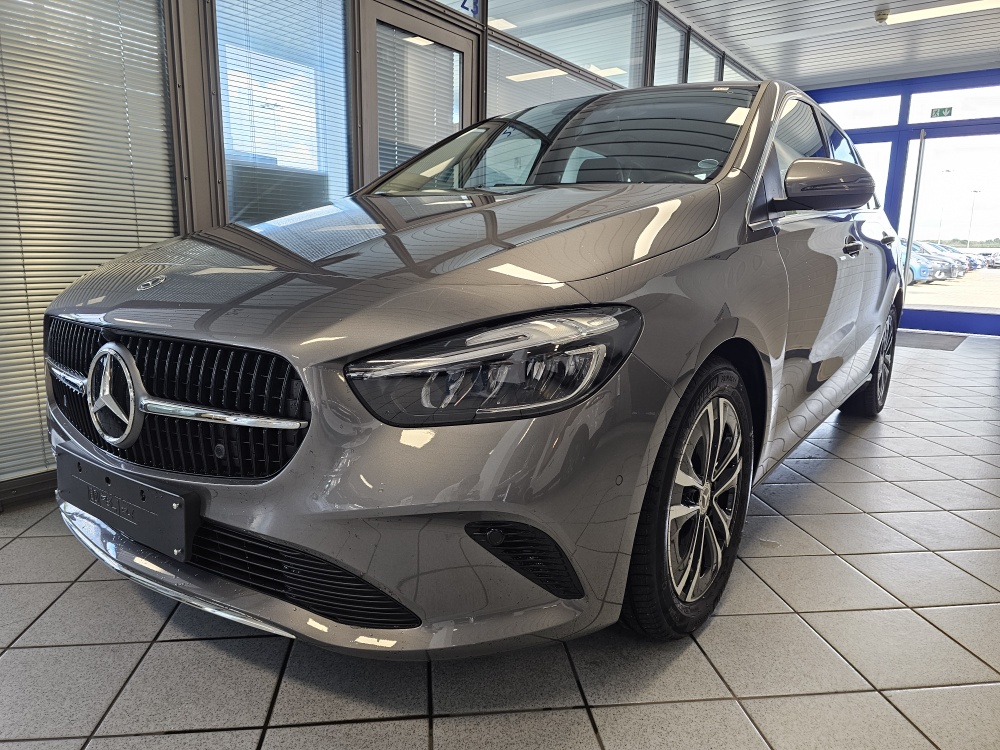 Mercedes-Benz B 180  bei Hoffmann Automobile in Wolfsburg kaufen und sofort mitnehmen - Bild 16