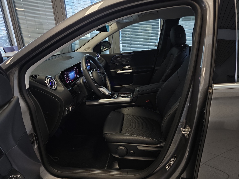 Mercedes-Benz B 180  bei Hoffmann Automobile in Wolfsburg kaufen und sofort mitnehmen - Bild 9