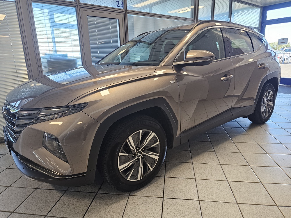 Hyundai Tucson Select für nur 23.900,- € bei Hoffmann Automobile in Wolfsburg kaufen und sofort mitnehmen