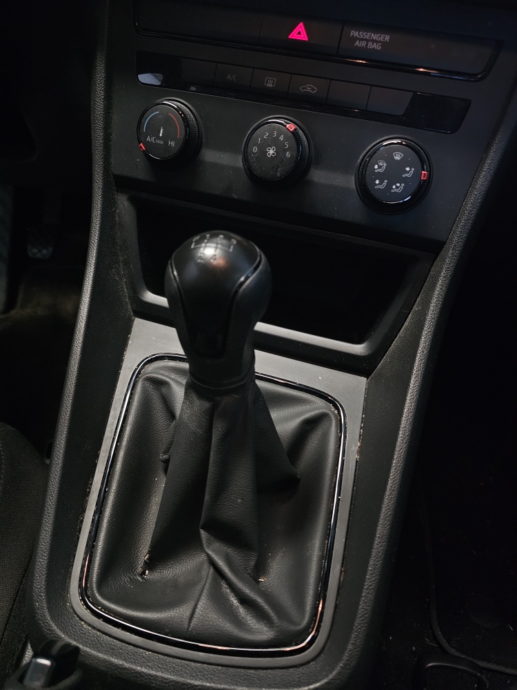 Seat Leon  bei Hoffmann Automobile in Wolfsburg kaufen und sofort mitnehmen - Bild 6