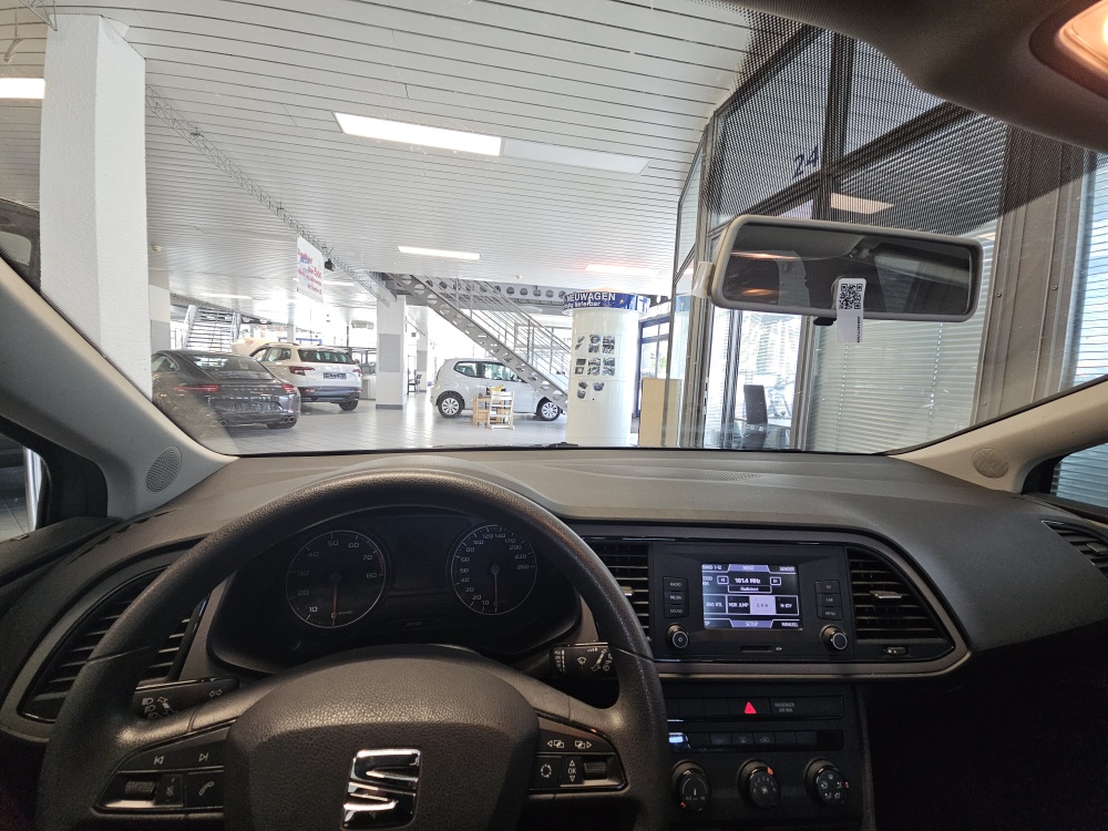 Seat Leon  bei Hoffmann Automobile in Wolfsburg kaufen und sofort mitnehmen - Bild 8