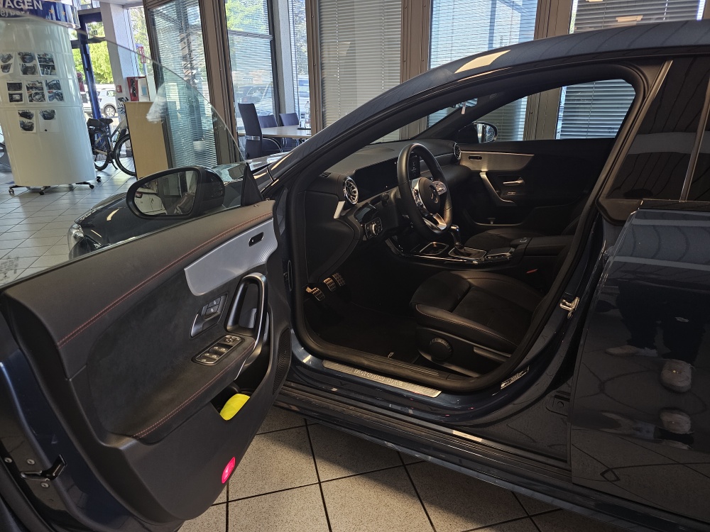 Mercedes-Benz CLA 200 Shooting Brake  bei Hoffmann Automobile in Wolfsburg kaufen und sofort mitnehmen - Bild 13
