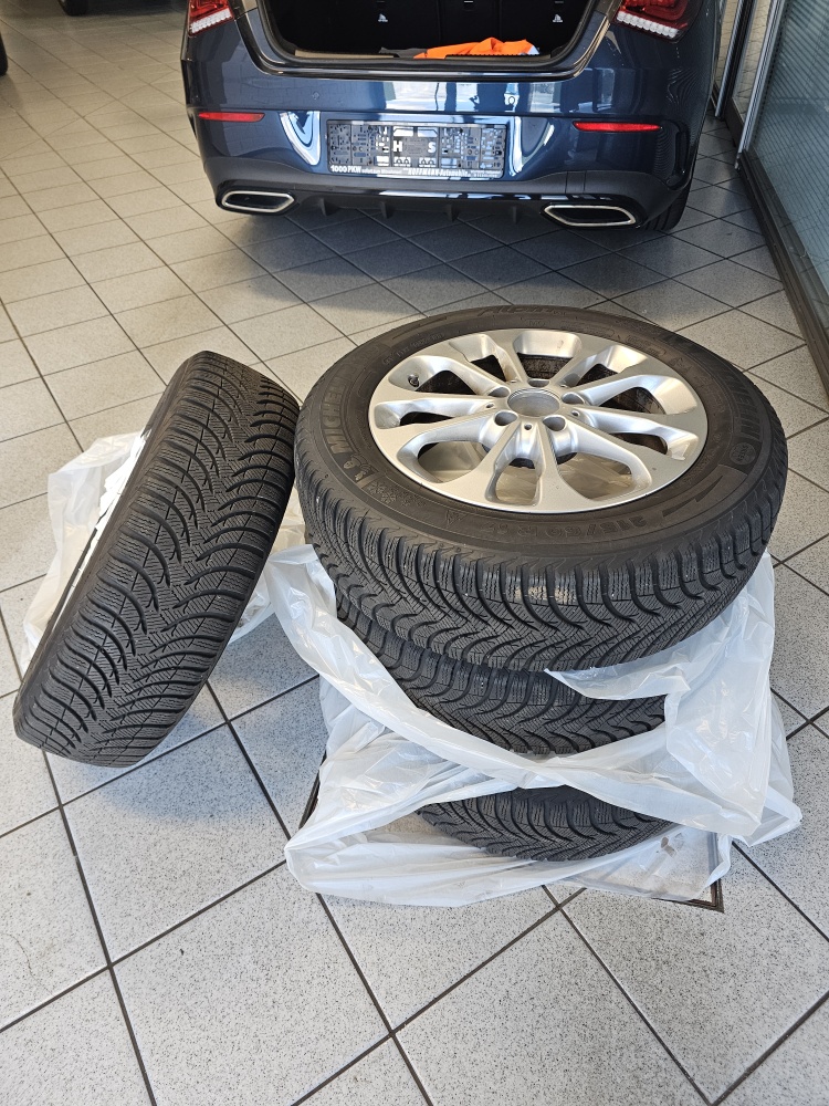 Mercedes-Benz CLA 200 Shooting Brake  bei Hoffmann Automobile in Wolfsburg kaufen und sofort mitnehmen - Bild 17