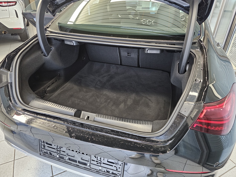 Mercedes-Benz CLA 180  bei Hoffmann Automobile in Wolfsburg kaufen und sofort mitnehmen - Bild 4