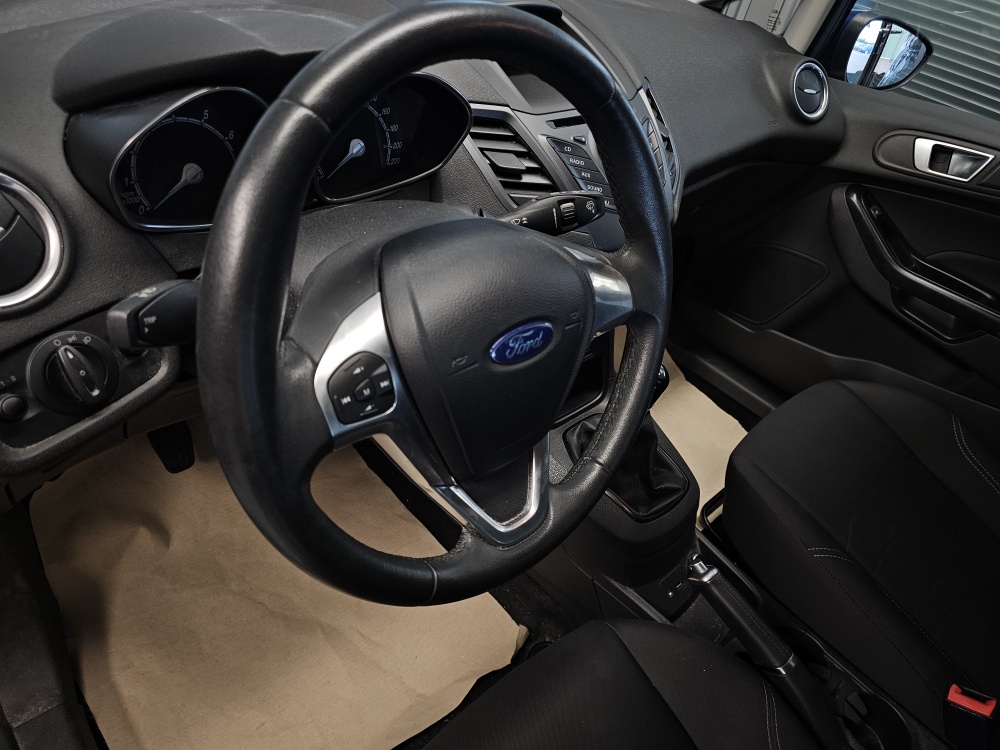 Ford Fiesta  bei Hoffmann Automobile in Wolfsburg kaufen und sofort mitnehmen - Bild 10