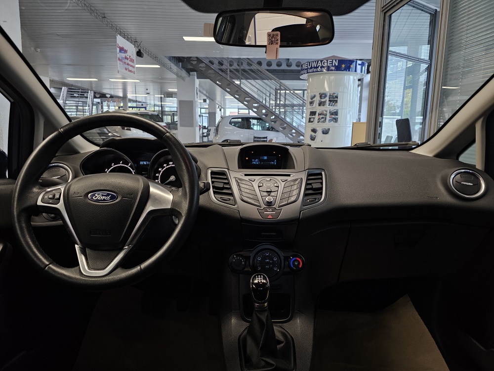 Ford Fiesta  bei Hoffmann Automobile in Wolfsburg kaufen und sofort mitnehmen - Bild 3