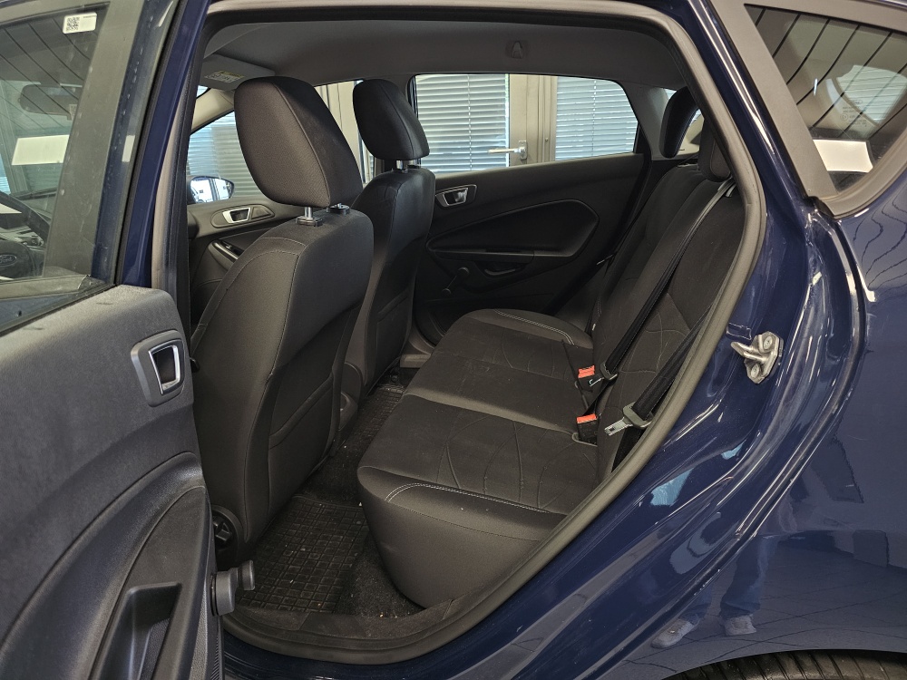 Ford Fiesta  bei Hoffmann Automobile in Wolfsburg kaufen und sofort mitnehmen - Bild 5