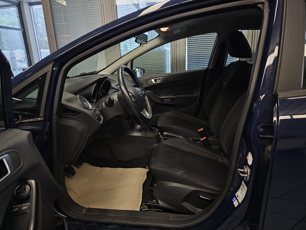 Ford Fiesta  bei Hoffmann Automobile in Wolfsburg kaufen und sofort mitnehmen - Bild 9
