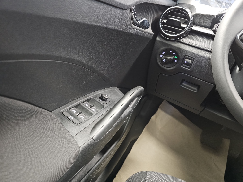 Skoda Fabia  bei Hoffmann Automobile in Wolfsburg kaufen und sofort mitnehmen - Bild 16