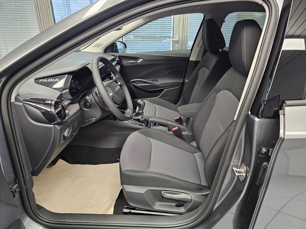 Skoda Fabia  bei Hoffmann Automobile in Wolfsburg kaufen und sofort mitnehmen - Bild 19