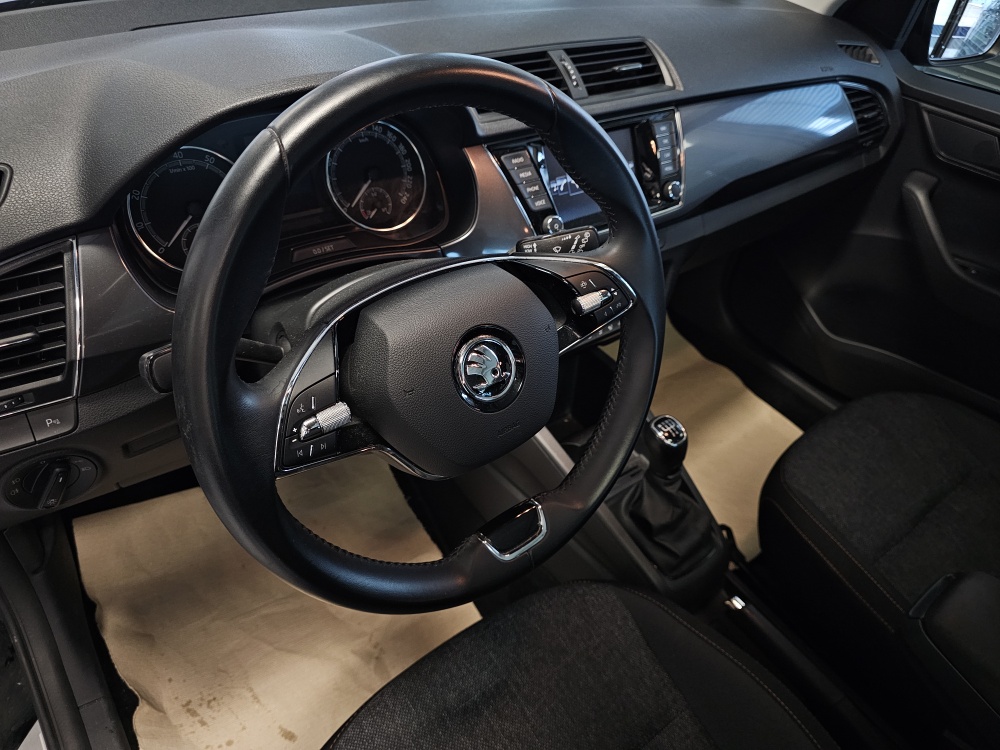 Skoda Fabia  bei Hoffmann Automobile in Wolfsburg kaufen und sofort mitnehmen - Bild 13