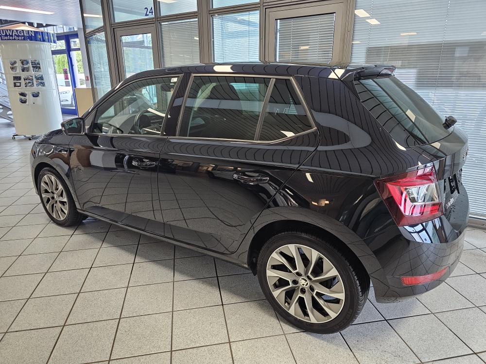 Skoda Fabia  bei Hoffmann Automobile in Wolfsburg kaufen und sofort mitnehmen - Bild 15