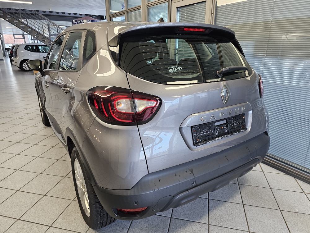 Renault Captur  bei Hoffmann Automobile in Wolfsburg kaufen und sofort mitnehmen - Bild 2
