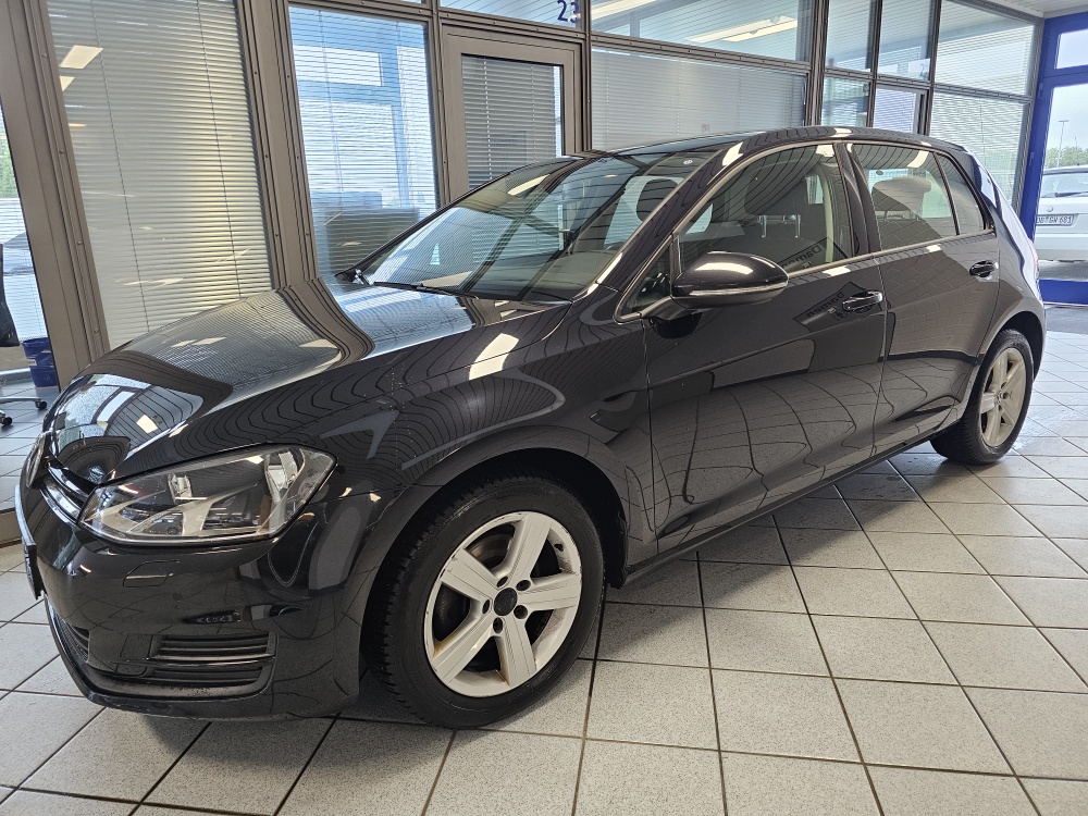 VW Golf Comfortline für nur 6.700,- € bei Hoffmann Automobile in Wolfsburg kaufen und sofort mitnehmen