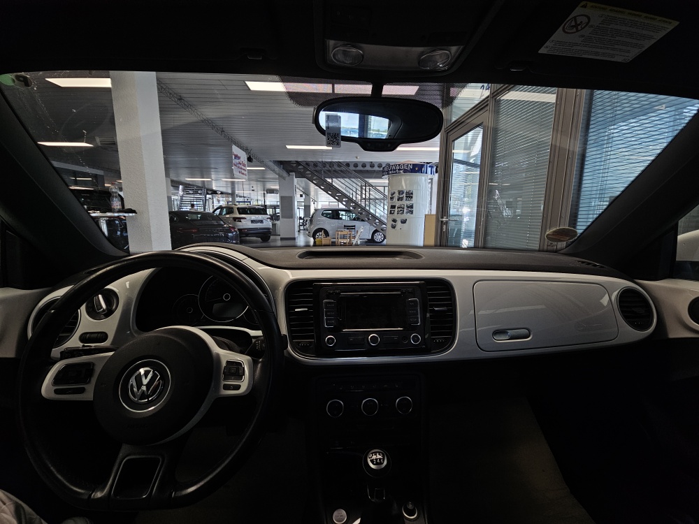 VW New Beetle  bei Hoffmann Automobile in Wolfsburg kaufen und sofort mitnehmen - Bild 3