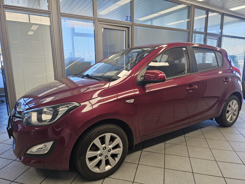 Hyundai i20 Trend für nur 5.900,- € bei Hoffmann Automobile in Wolfsburg kaufen und sofort mitnehmen