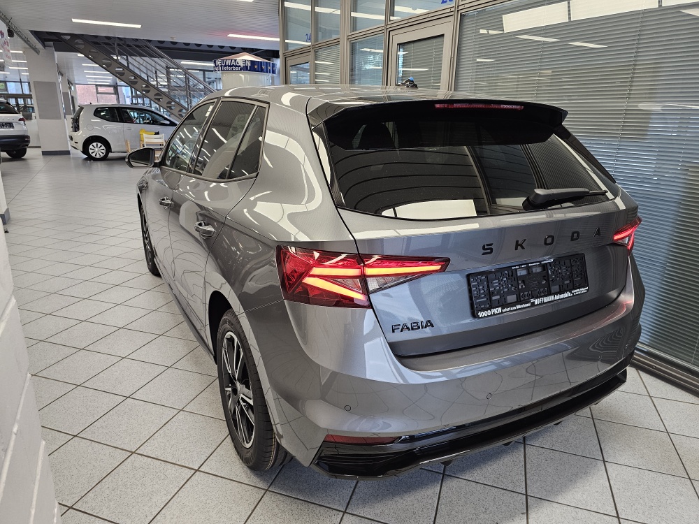 Skoda Fabia  bei Hoffmann Automobile in Wolfsburg kaufen und sofort mitnehmen - Bild 3