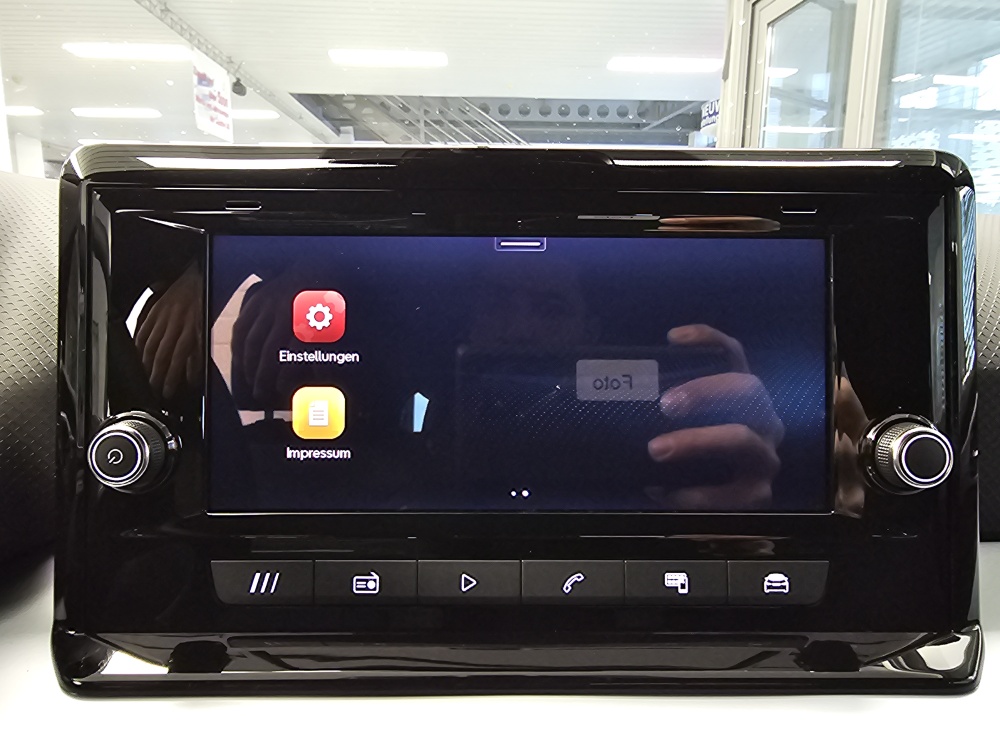 Seat Arona bei Hoffmann Automobile in Wolfsburg kaufen und sofort mitnehmen - Bild 11