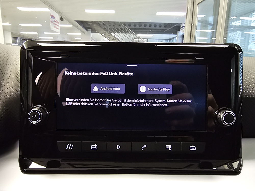 Seat Arona bei Hoffmann Automobile in Wolfsburg kaufen und sofort mitnehmen - Bild 13