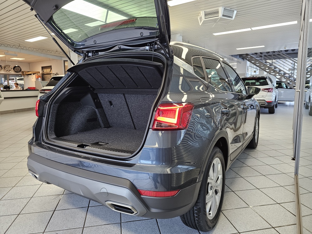 Seat Arona  bei Hoffmann Automobile in Wolfsburg kaufen und sofort mitnehmen - Bild 2