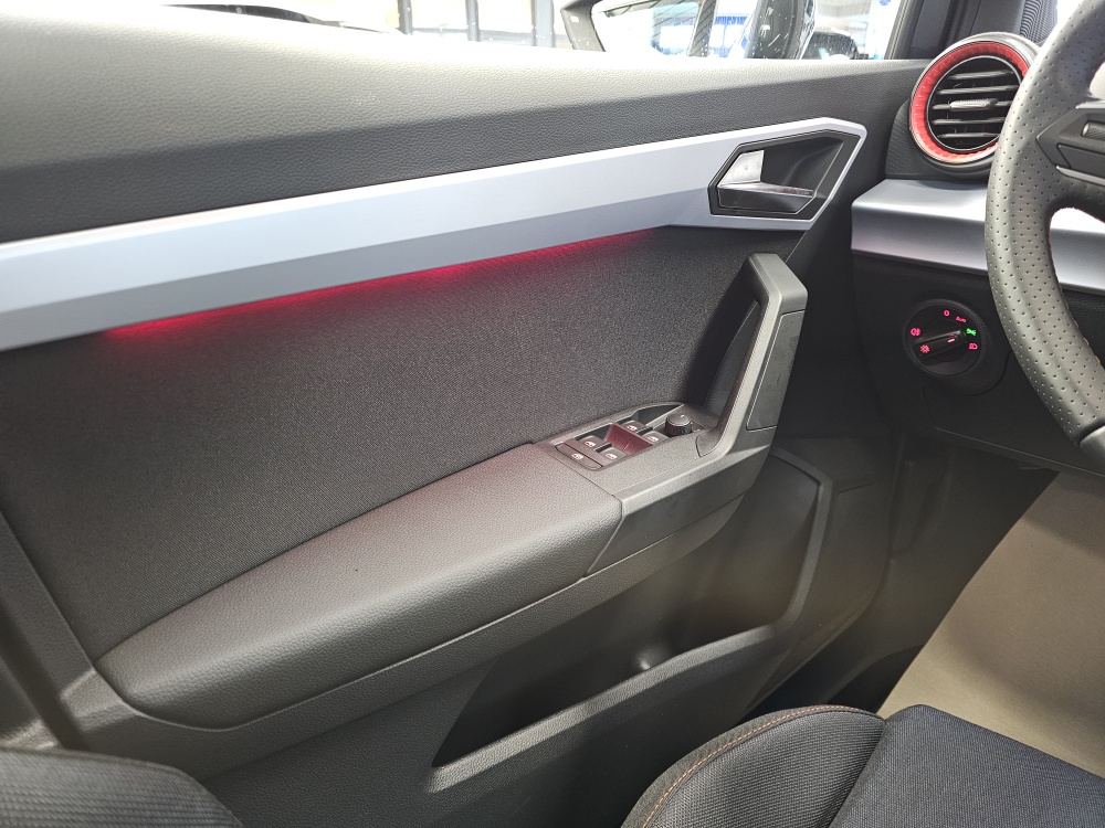 Seat Arona  bei Hoffmann Automobile in Wolfsburg kaufen und sofort mitnehmen - Bild 21