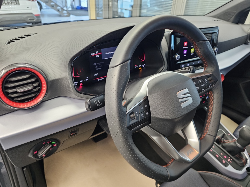 Seat Arona  bei Hoffmann Automobile in Wolfsburg kaufen und sofort mitnehmen - Bild 23