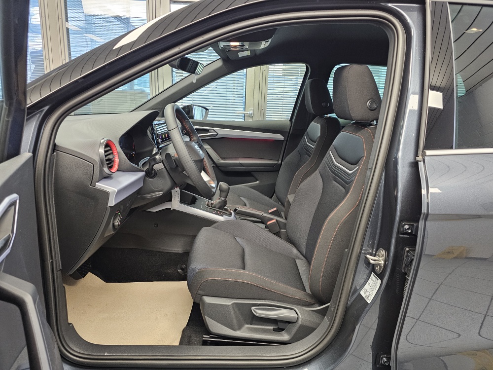 Seat Arona  bei Hoffmann Automobile in Wolfsburg kaufen und sofort mitnehmen - Bild 24