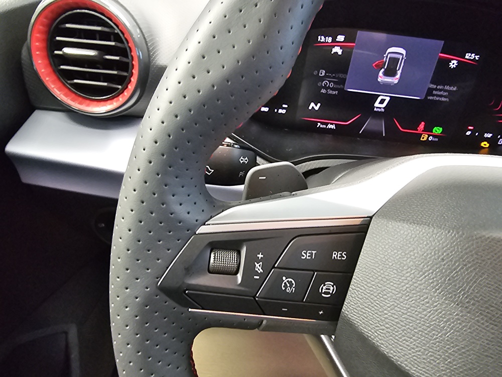 Seat Arona  bei Hoffmann Automobile in Wolfsburg kaufen und sofort mitnehmen - Bild 21