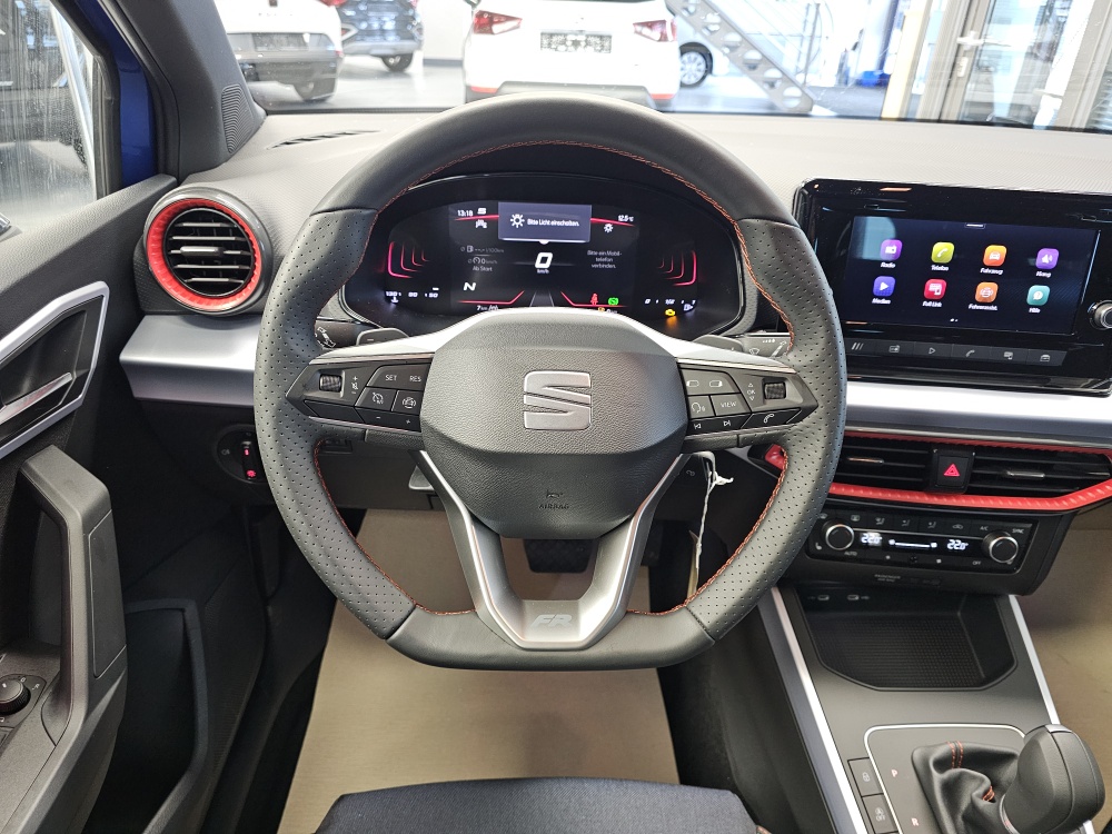 Seat Arona  bei Hoffmann Automobile in Wolfsburg kaufen und sofort mitnehmen - Bild 23