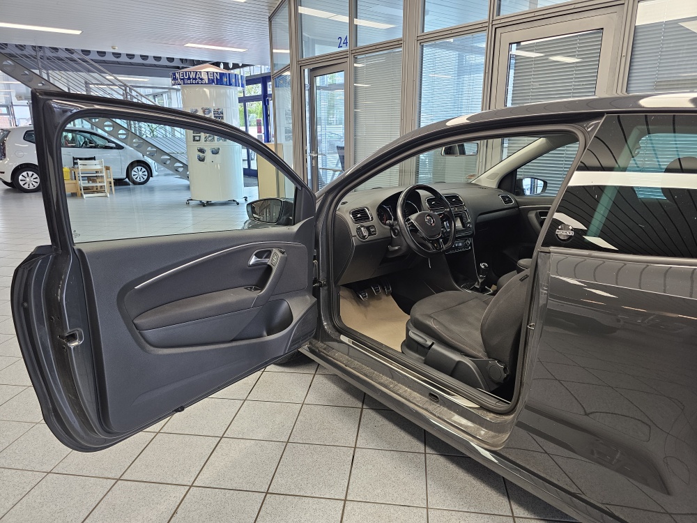 VW Polo  bei Hoffmann Automobile in Wolfsburg kaufen und sofort mitnehmen - Bild 15