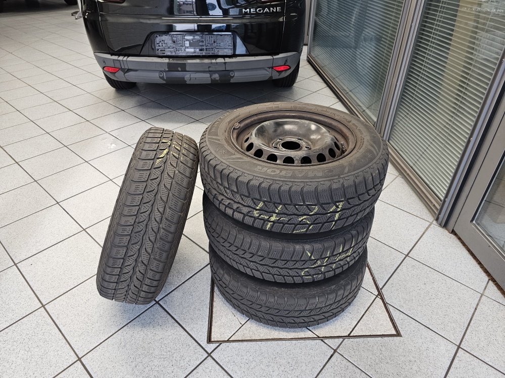 Renault Megane Grandtour  bei Hoffmann Automobile in Wolfsburg kaufen und sofort mitnehmen - Bild 15