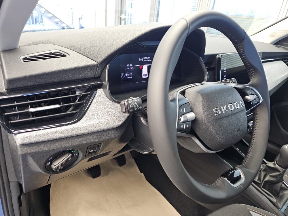 Skoda Kamiq bei Hoffmann Automobile in Wolfsburg kaufen und sofort mitnehmen - Bild 20