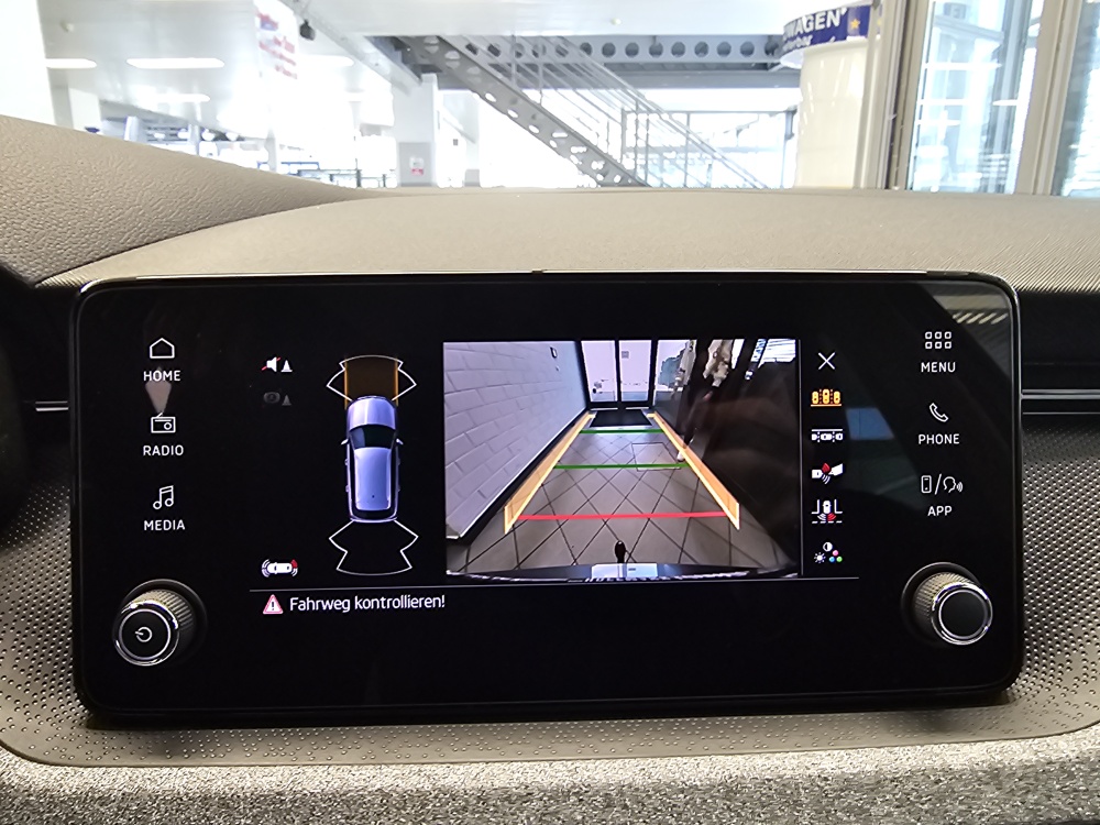 Skoda Kamiq bei Hoffmann Automobile in Wolfsburg kaufen und sofort mitnehmen - Bild 17