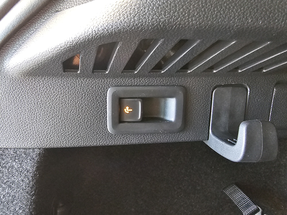 Skoda Kamiq bei Hoffmann Automobile in Wolfsburg kaufen und sofort mitnehmen - Bild 3