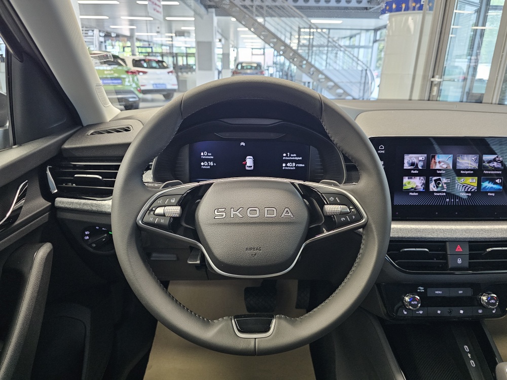 Skoda Kamiq bei Hoffmann Automobile in Wolfsburg kaufen und sofort mitnehmen - Bild 23