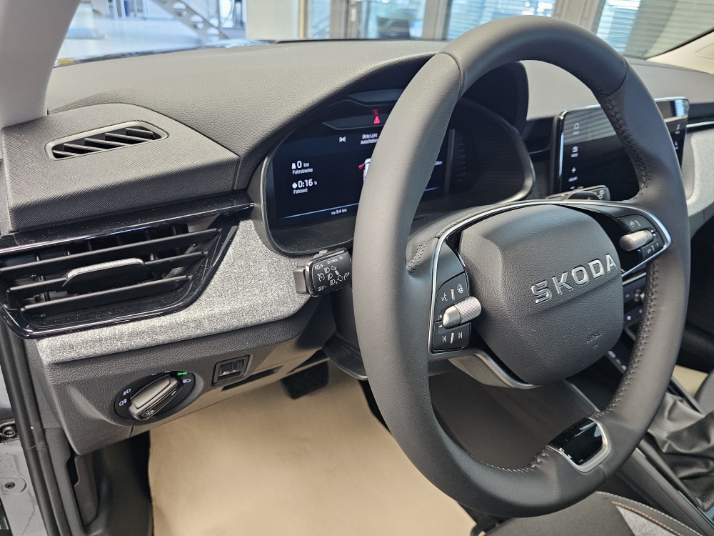 Skoda Kamiq bei Hoffmann Automobile in Wolfsburg kaufen und sofort mitnehmen - Bild 24