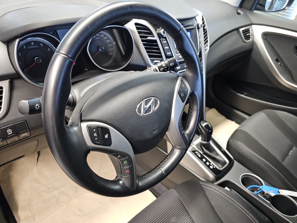 Hyundai i30  bei Hoffmann Automobile in Wolfsburg kaufen und sofort mitnehmen - Bild 10