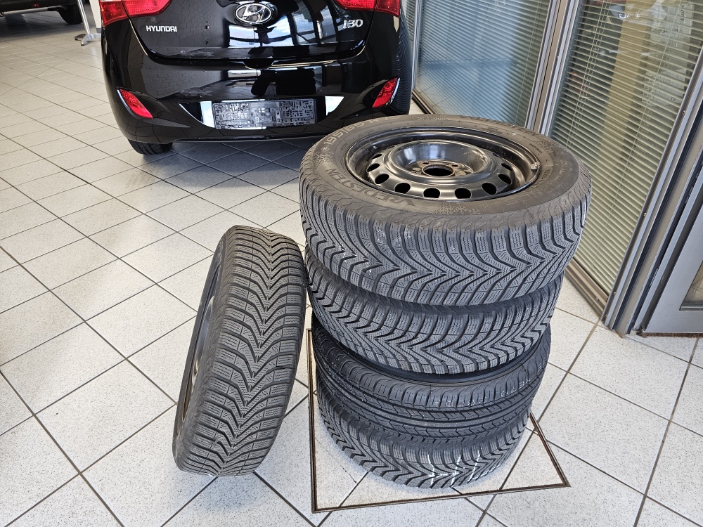 Hyundai i30  bei Hoffmann Automobile in Wolfsburg kaufen und sofort mitnehmen - Bild 15