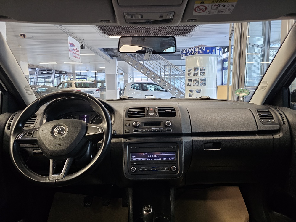 Skoda Fabia Combi  bei Hoffmann Automobile in Wolfsburg kaufen und sofort mitnehmen - Bild 3