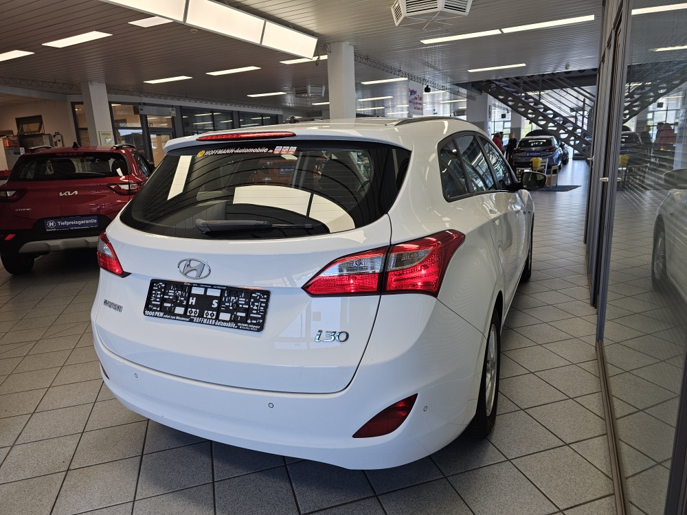 Hyundai i30 Kombi bei Hoffmann Automobile in Wolfsburg kaufen und sofort mitnehmen - Bild 3