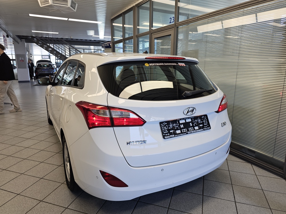 Hyundai i30 Kombi bei Hoffmann Automobile in Wolfsburg kaufen und sofort mitnehmen - Bild 4