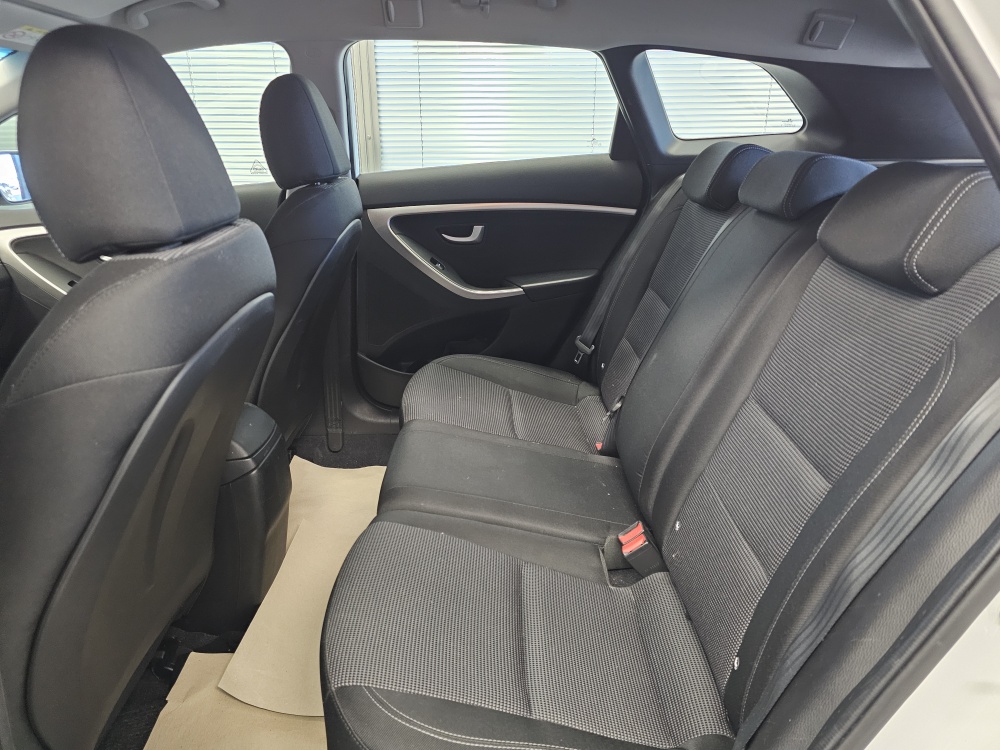 Hyundai i30 Kombi bei Hoffmann Automobile in Wolfsburg kaufen und sofort mitnehmen - Bild 5