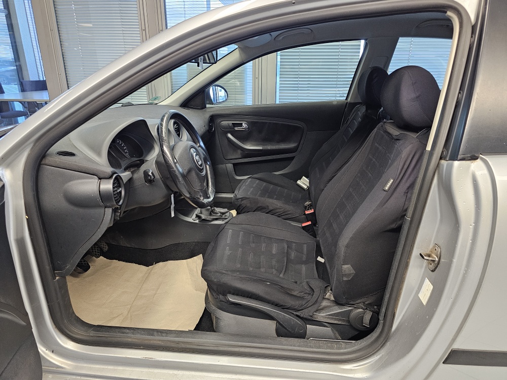 Seat Ibiza  bei Hoffmann Automobile in Wolfsburg kaufen und sofort mitnehmen - Bild 9