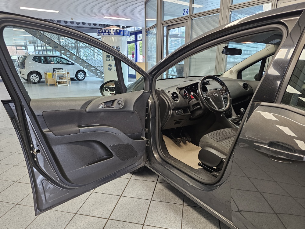 Opel Meriva  bei Hoffmann Automobile in Wolfsburg kaufen und sofort mitnehmen - Bild 12