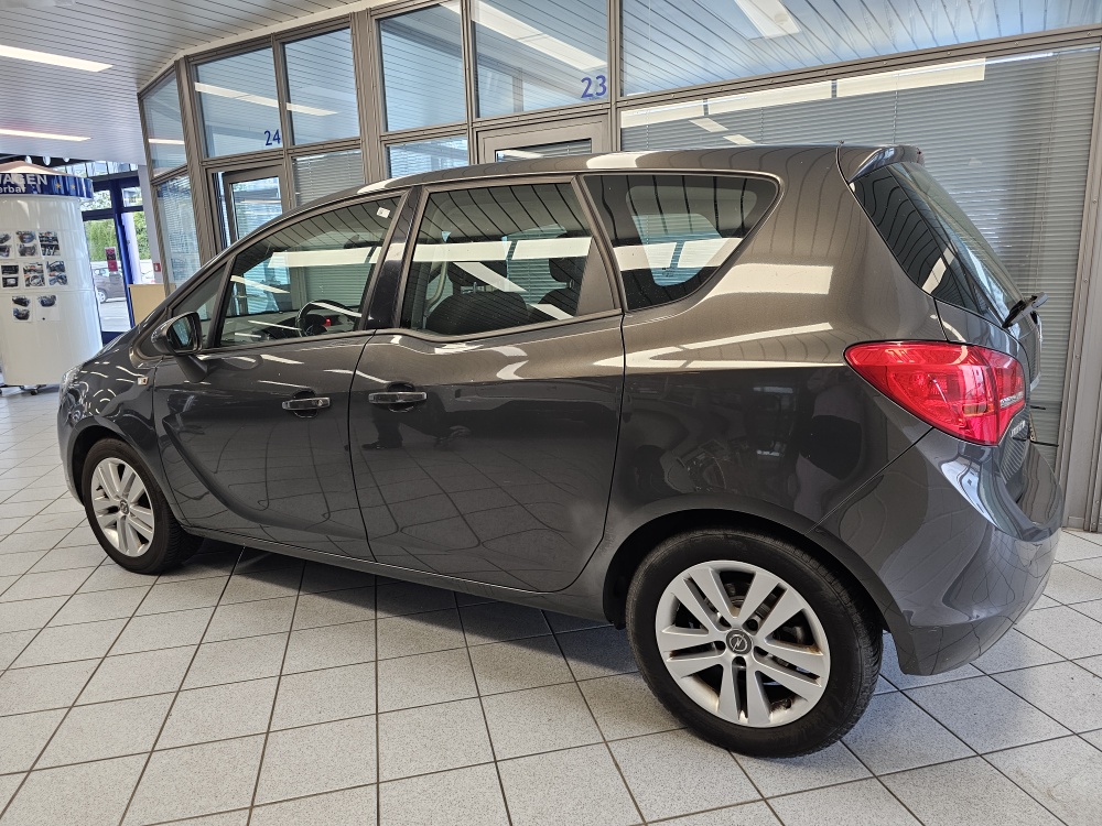 Opel Meriva  bei Hoffmann Automobile in Wolfsburg kaufen und sofort mitnehmen - Bild 13